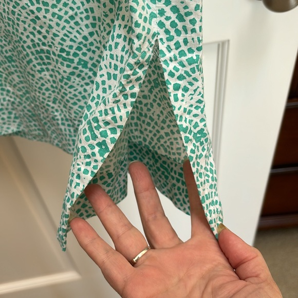 Foxcroft for Appleseed’s Wrinkle Free Y-neck Tunic green white mosaic cotton 14P - Picture 10 of 16